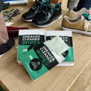 1pcs Packaged Quick Individual Sneaker Cleaners Wet Shoe Wipes with Scented Soft Fragrance for Cleaning Shoes