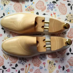 37/38 Adjustable Beech Wood Shoe Tree Shoe Keeper and Stretcher