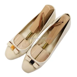 Adjustable Cedar Wood Shoe Tree with Scented String End Single Tube Design Size 35 48 for Keeping Shoe Shape