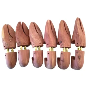 Cedar Wood Shoe Tree Adjustable and All Sizes Shoe Tree Stretcher Men and Women Wooden Shoe Stretcher