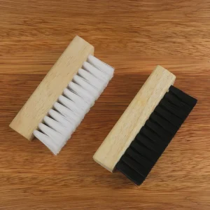 Compact Travel Shoe Brush Kit PP Pig Hair & Rubber Wood Fits in Bag for Outdoor