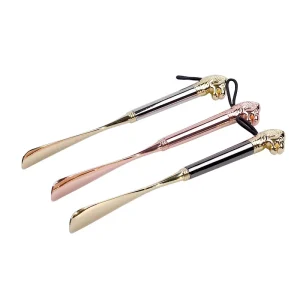 Custom Electroplated Galvanized Alloy Lion Handle Hangable Durable 31.5cm Shoe Horn with Brown Black Finish for Elderly Women