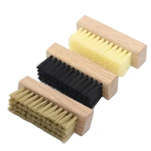 Customized Factory Supply Rubber Wood Small Square Yellow Crimped PP Sneaker Shoe Brush