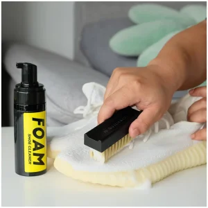 Factory Direct Sneaker Care Kit with Waterproof Brush Plastic Shoe Cleaner to Remove Stains Liquid Pattern Application