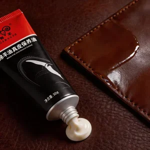 Glossy Bright Shell 70G Sheep Oil Leather Care Balm