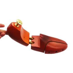 High Quality Eco Friendly Anti Odor Chinese Cedar Pine Wood Adjustable Shaping Shoe Stretchers Functional Protector for Shoes