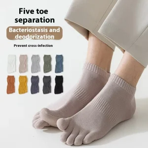 Men’s Cotton Five-Finger Breathable Antibacterial Deodorant Socks Solid Color Boneless Finger Socks for Spring Autumn