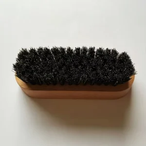 Natural Beechwood Shoe Brush with Pig Hair Boot Leather Cleaning and Shining Dust Removal Function Wooden Handle