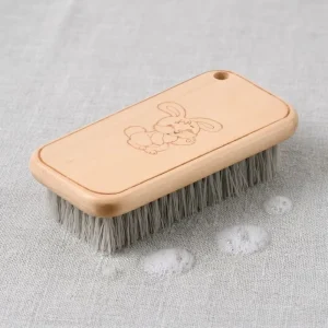 Portable Handheld Wooden Cleaning Brush Natural Eco Wood Wash Brush for Laundry Garments & Footwear