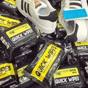 Portable Pocketed Individually Wrapped Sneaker Shoes Cleaning Polishing Wet Wipes