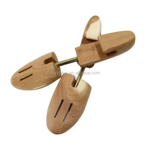 Red Cedar Wooden Shoe Tree with Good Smell Size 35 48 Original Wood Color 100% QC Passed Custom Brand Custom Packing