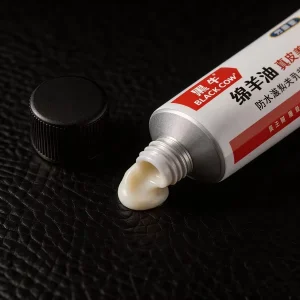 Smooth Cream Texture 70G Sheep Oil Leather Beauty Cream