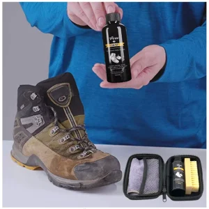 Travel Pack Sneakers Boot Shoe Care Cleaner Case Kit Cleaning Liquid With Towel Hog Brush
